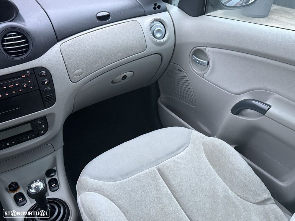 Citroën C3 1.4 Exclusive - 21