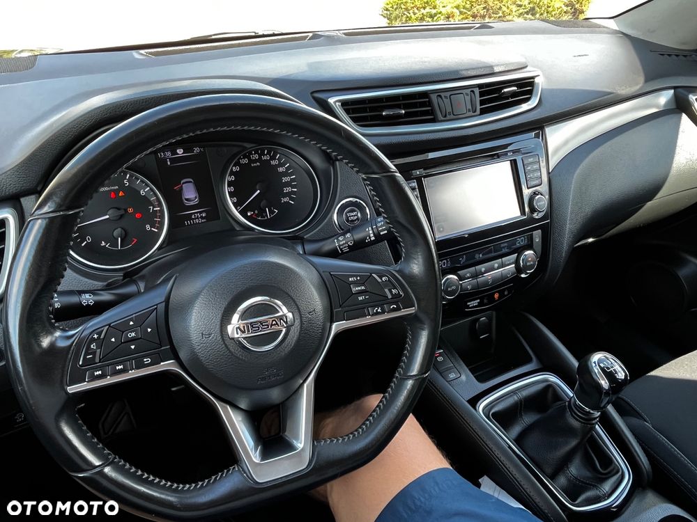 Nissan Qashqai 1.6 Tekna - 34