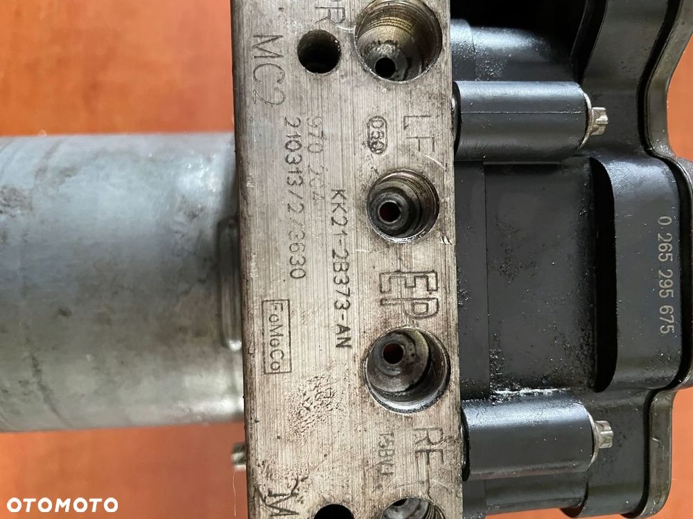 POMPA ABS TRANSIT CUSTOM LIFT 21r KK21-2B373-AN - 3