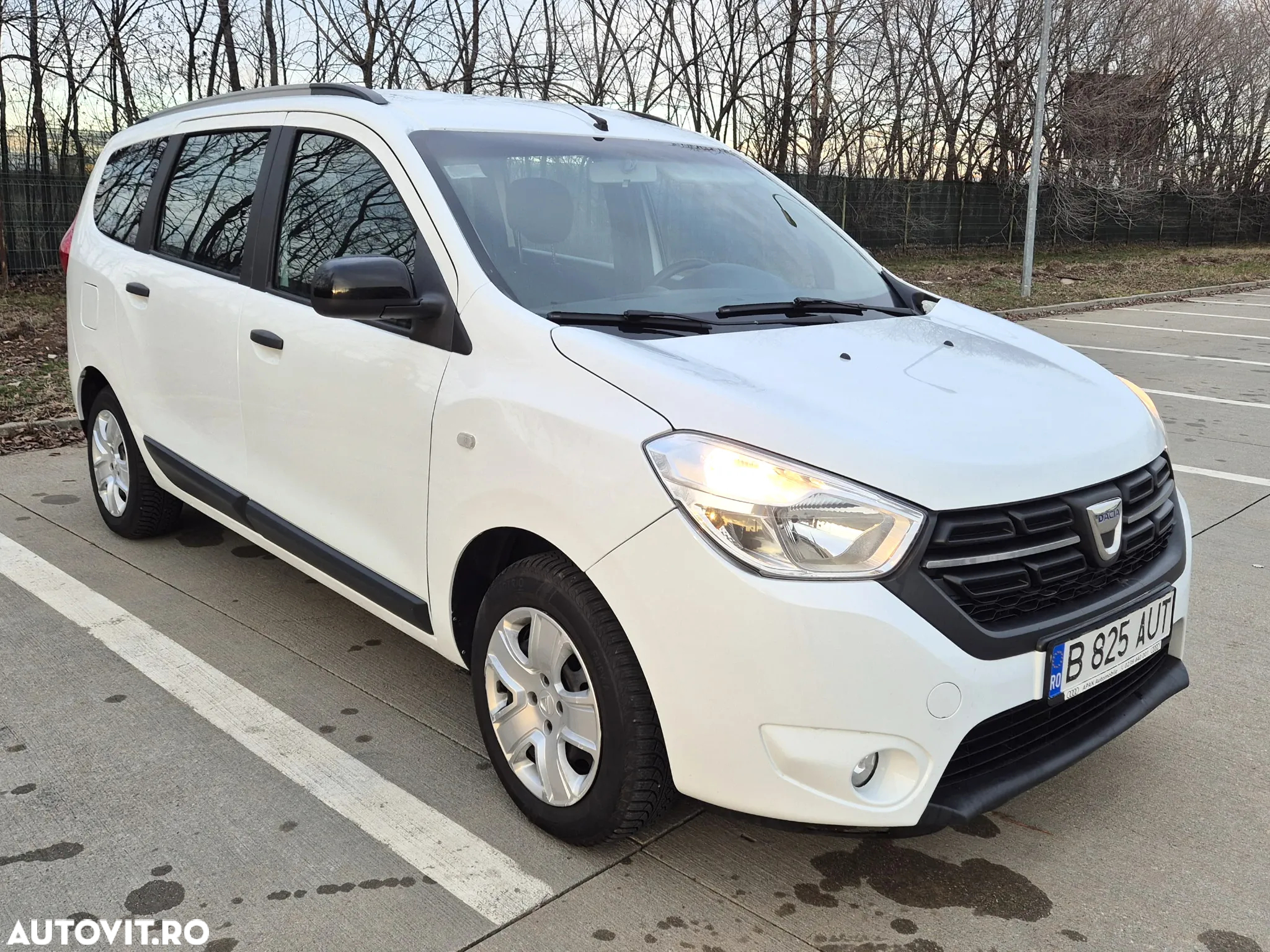 Dacia Lodgy 1.6 SCe Laureate - 5