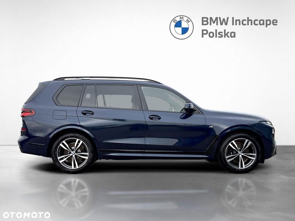 BMW X7 - 7