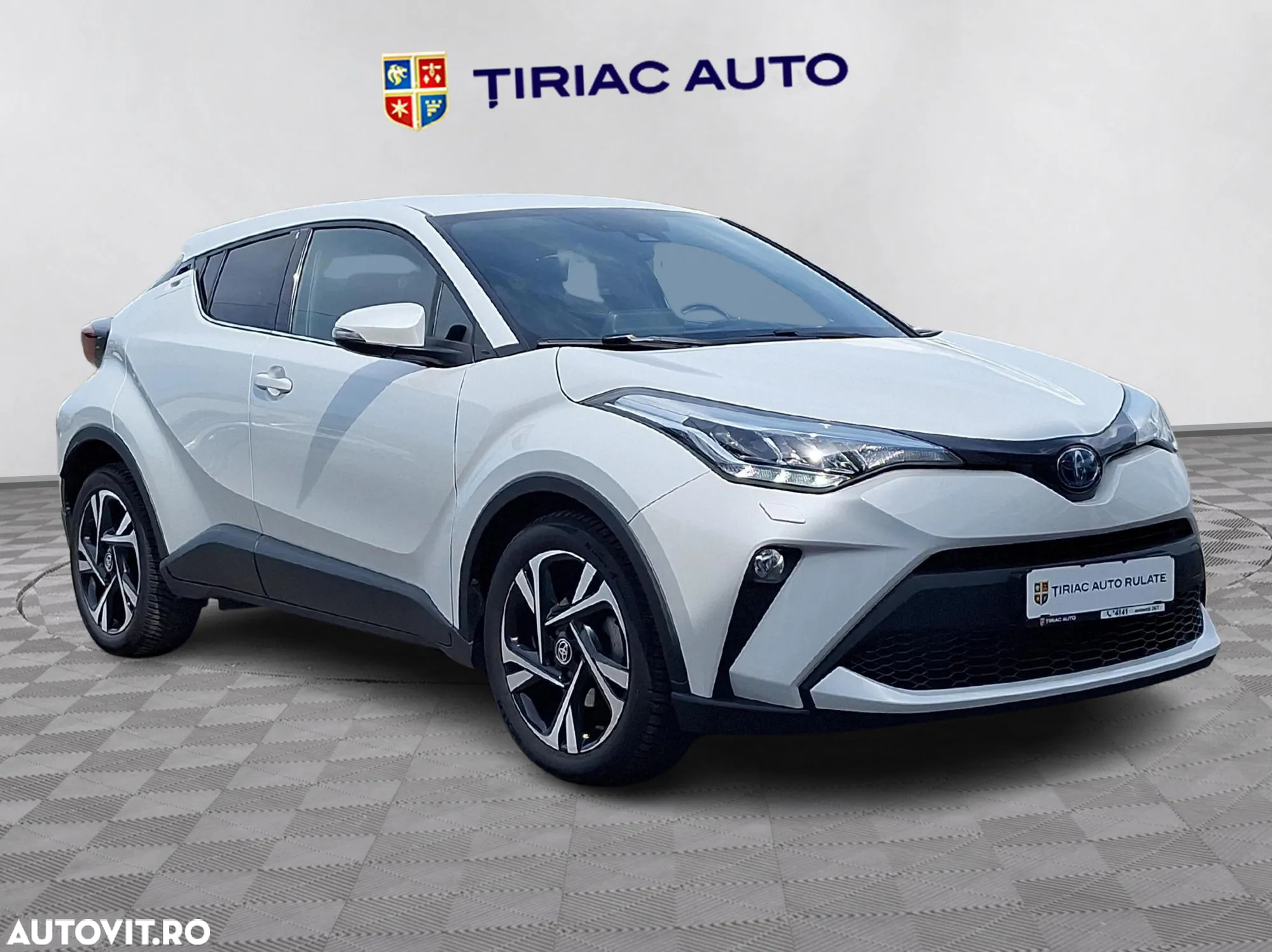 Toyota C-HR - 8