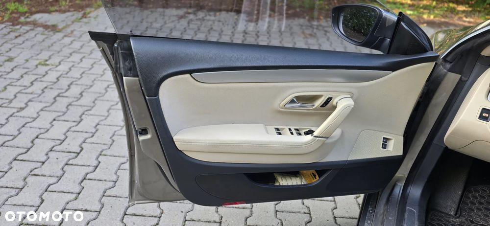 Volkswagen CC - 12