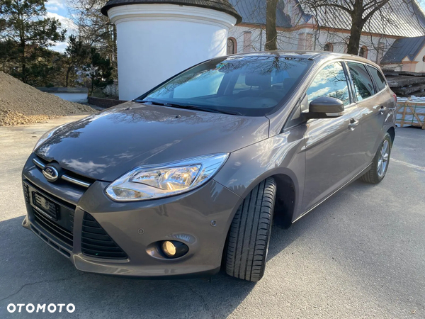 Ford Focus 1.0 EcoBoost Hybrid ACTIVE
