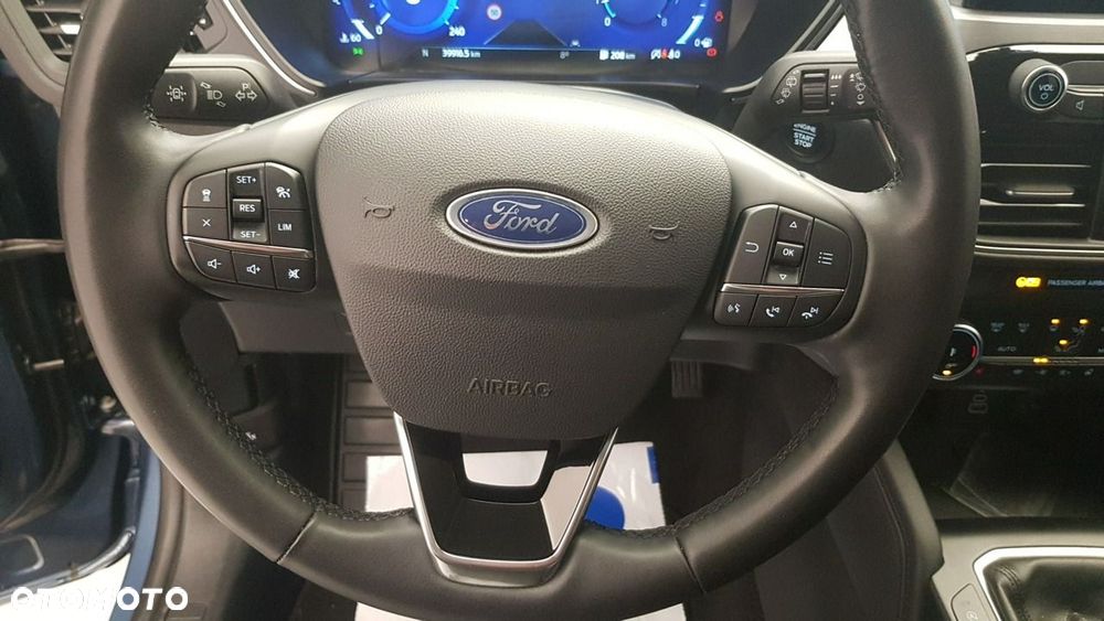 Ford Kuga - 22