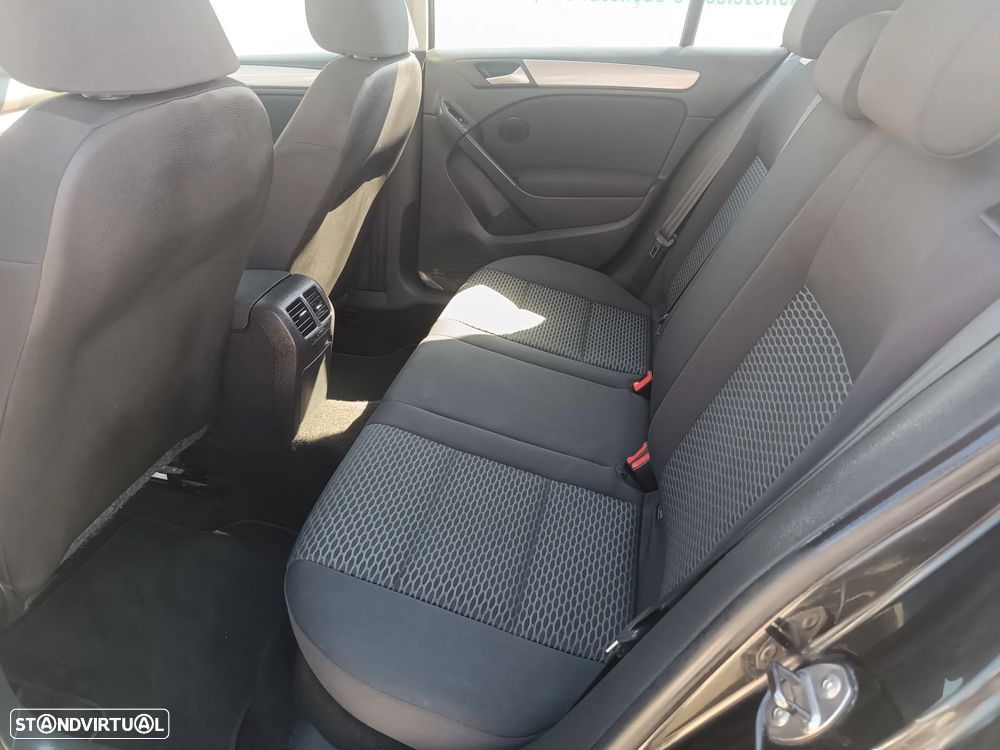 VW Golf 1.6 TDi Trendline - 21