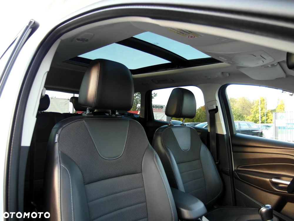 Ford Kuga - 19