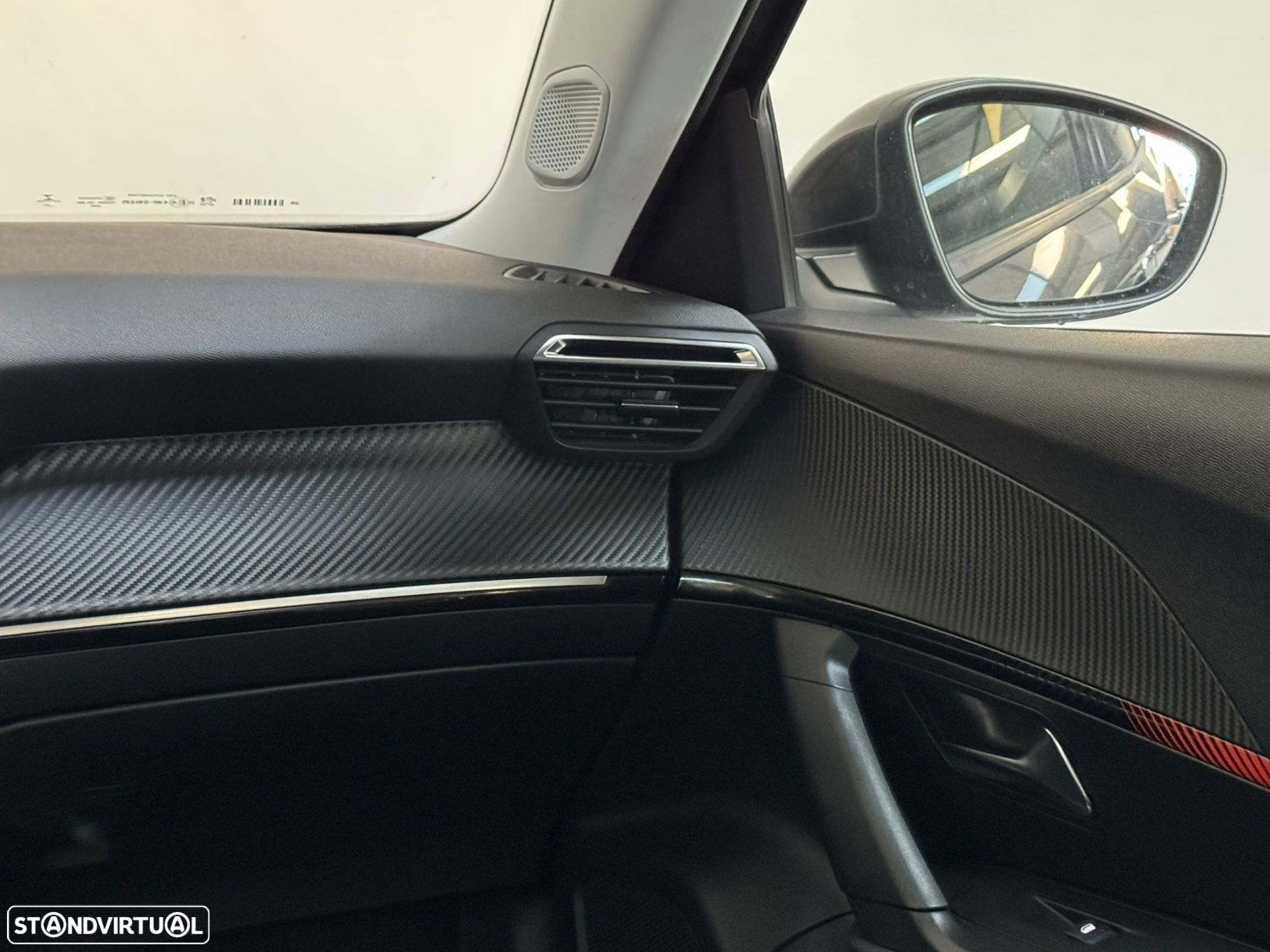 Peugeot 2008 1.2 PureTech Active - 24