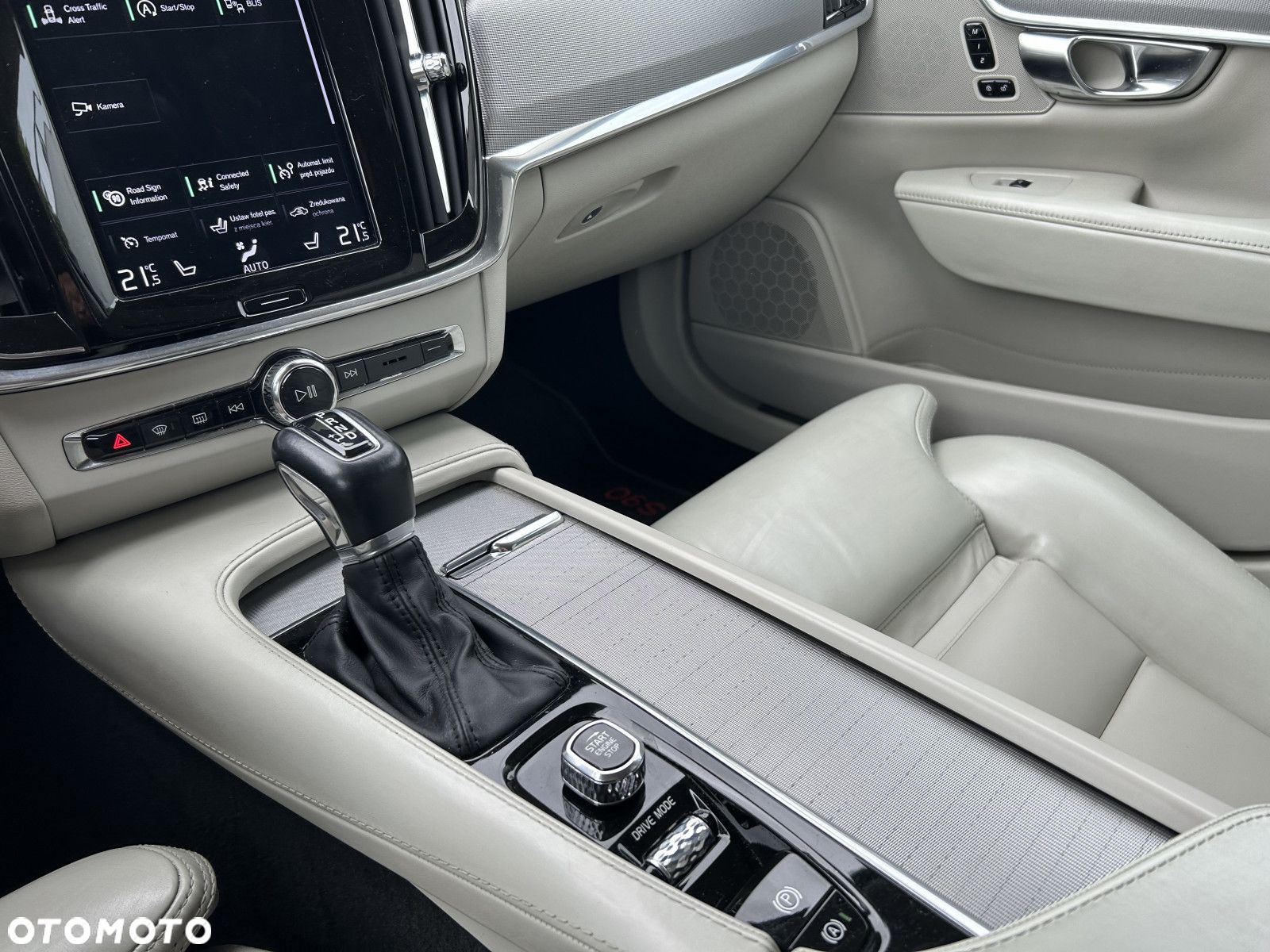 Volvo V90 - 22