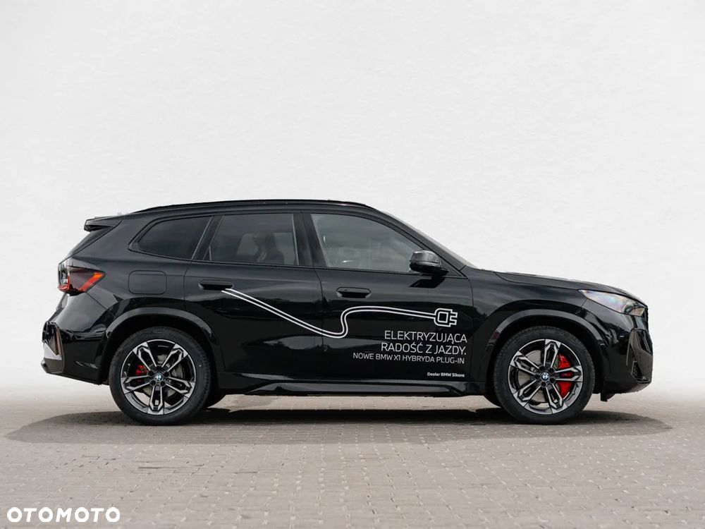BMW X1 xDrive30e M Sportpaket - 2