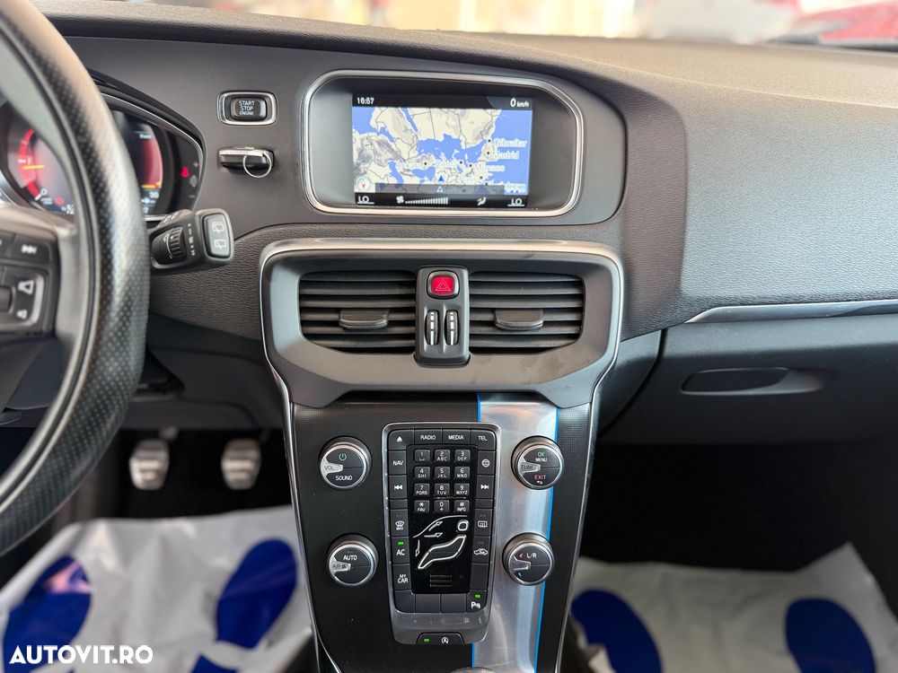 Volvo V40 D4 RDesign - 19