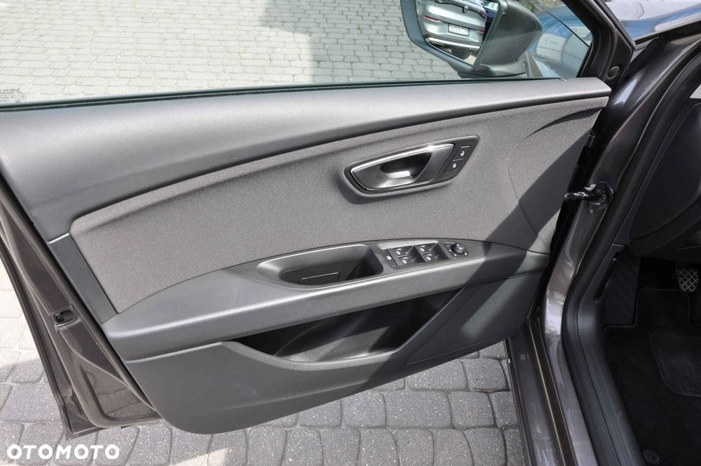 Seat Leon Sportstourer 1.6 TDI Style - 9