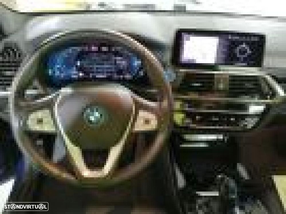 BMW iX3 Inspiring - 4