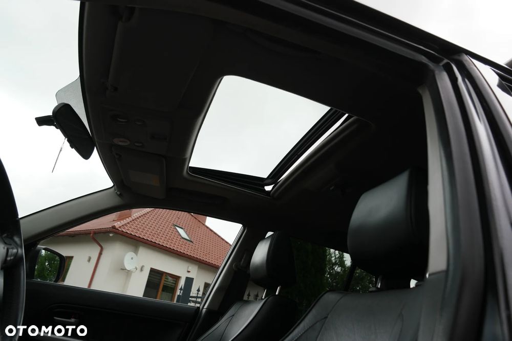 Suzuki Grand Vitara 2.4 De Luxe - 31