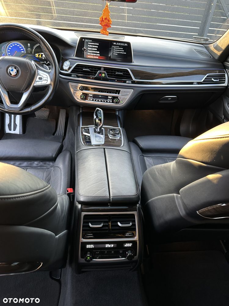 BMW Seria 7 750d xDrive sport - 5