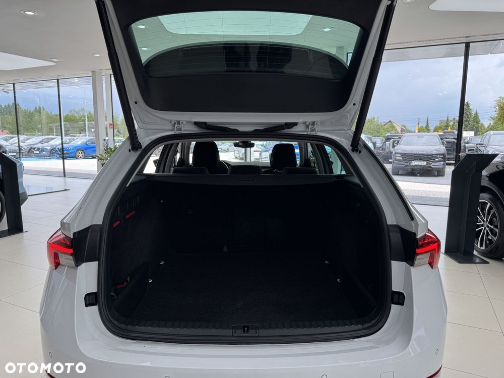 Skoda Octavia 2.0 TDI Style DSG - 17