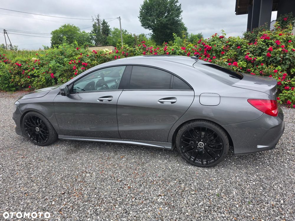 Mercedes-Benz CLA 250 4-Matic AMG Line - 4
