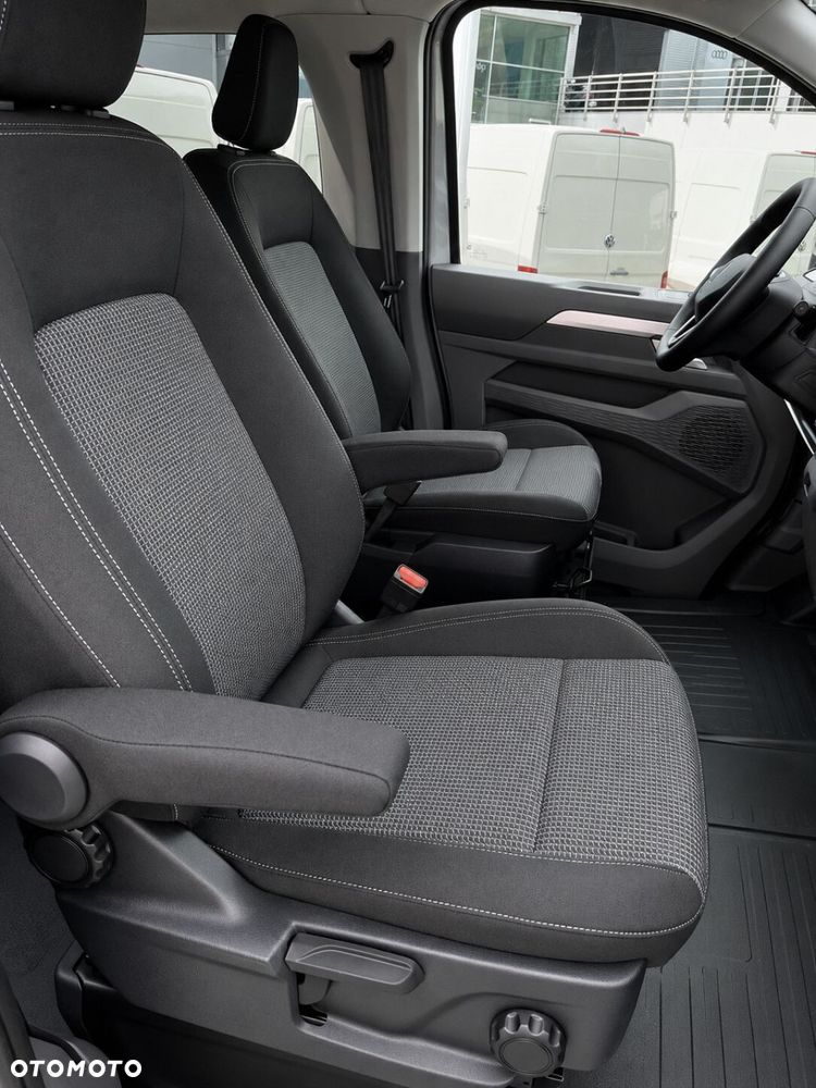 Volkswagen Transporter Furgon Plus Edition silnik: 2,0 l TDI 170 KM / skrzynia biegów: 8-biegowa automatyczna rozstaw osi: 3500 mm - 15
