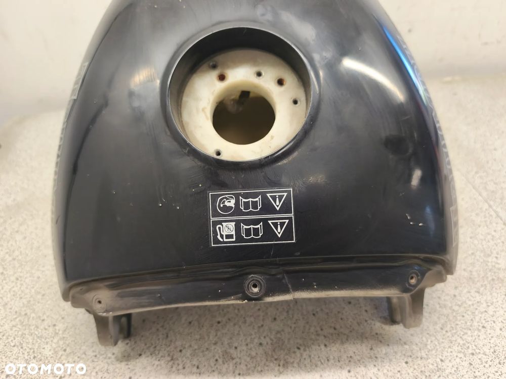Bak, zbiornik paliwa Triumph Daytona 955i 955 - 14