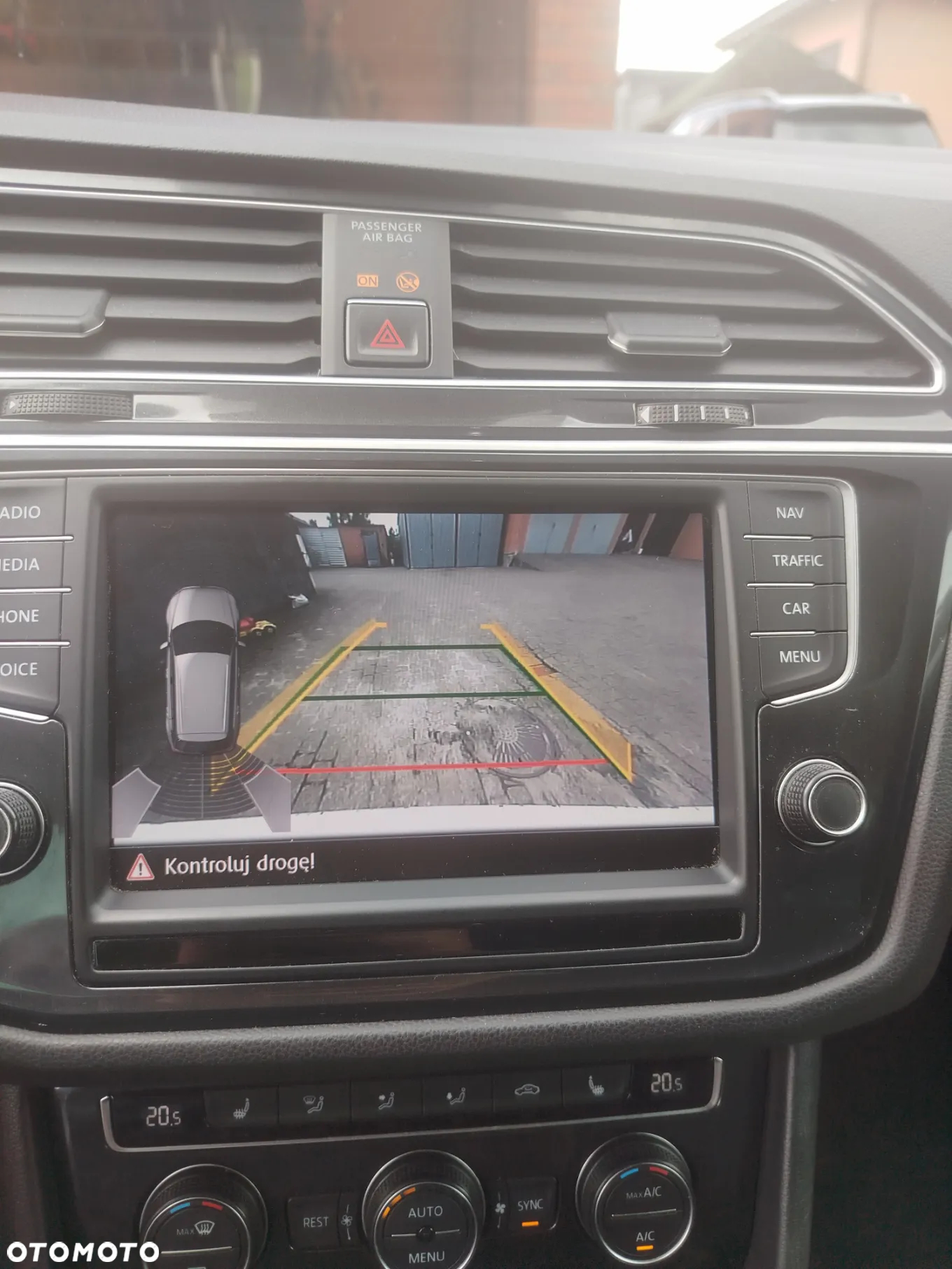 Volkswagen Tiguan - 20