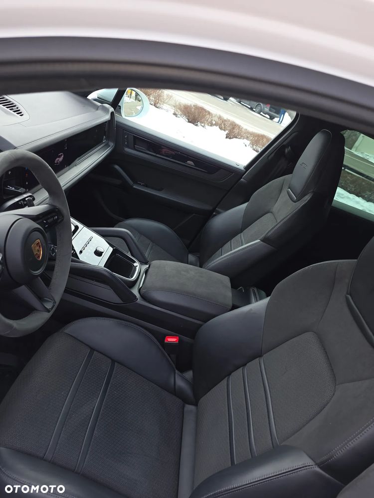 Porsche Cayenne - 6