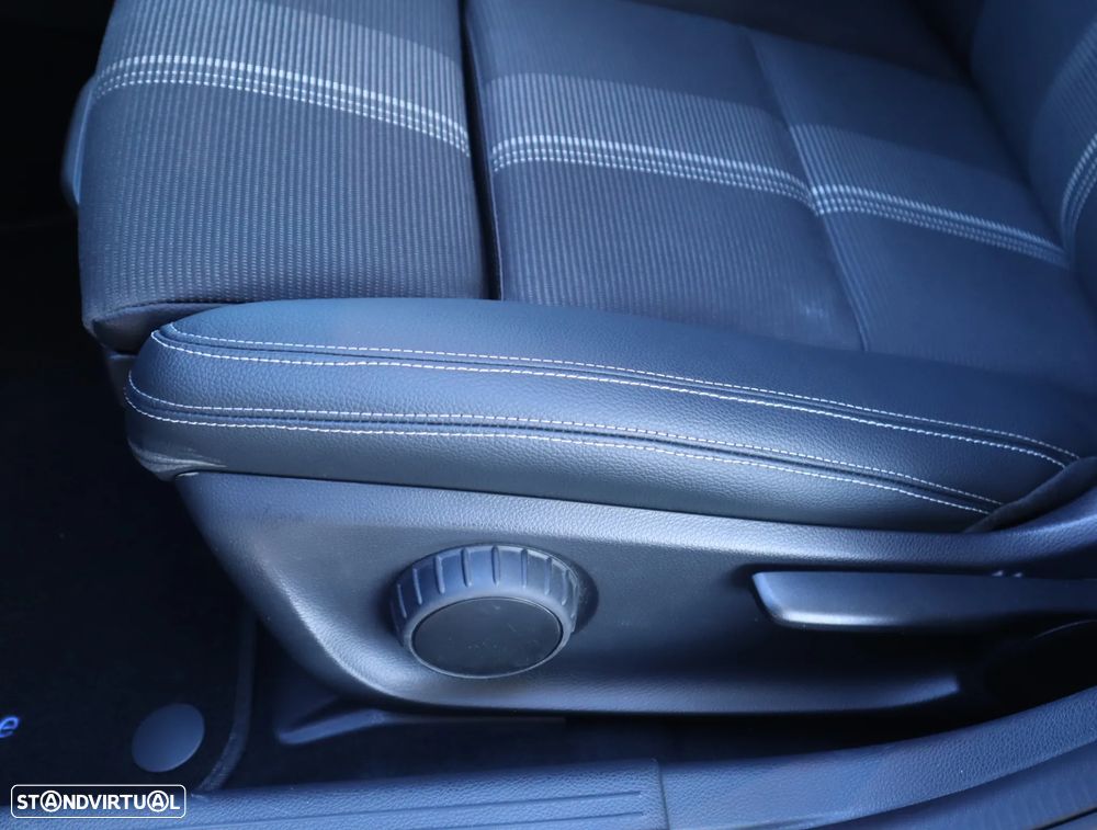 Mercedes-Benz A 180 d Urban - 22