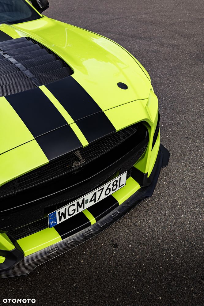 Ford Mustang - 13