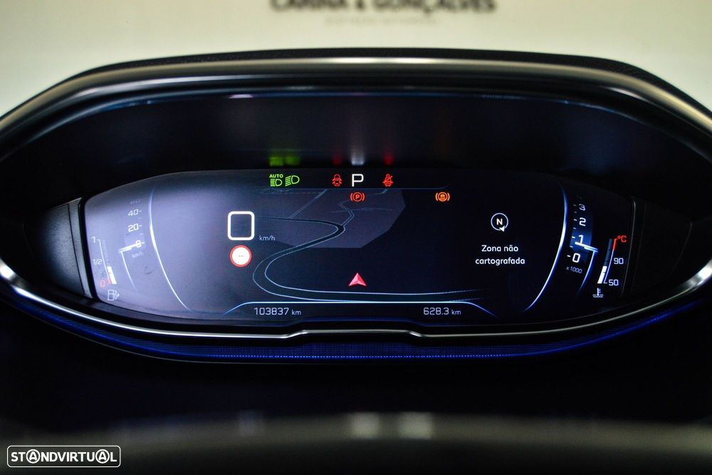 Peugeot 5008 1.5 BlueHDi GT Line EAT8 - 32