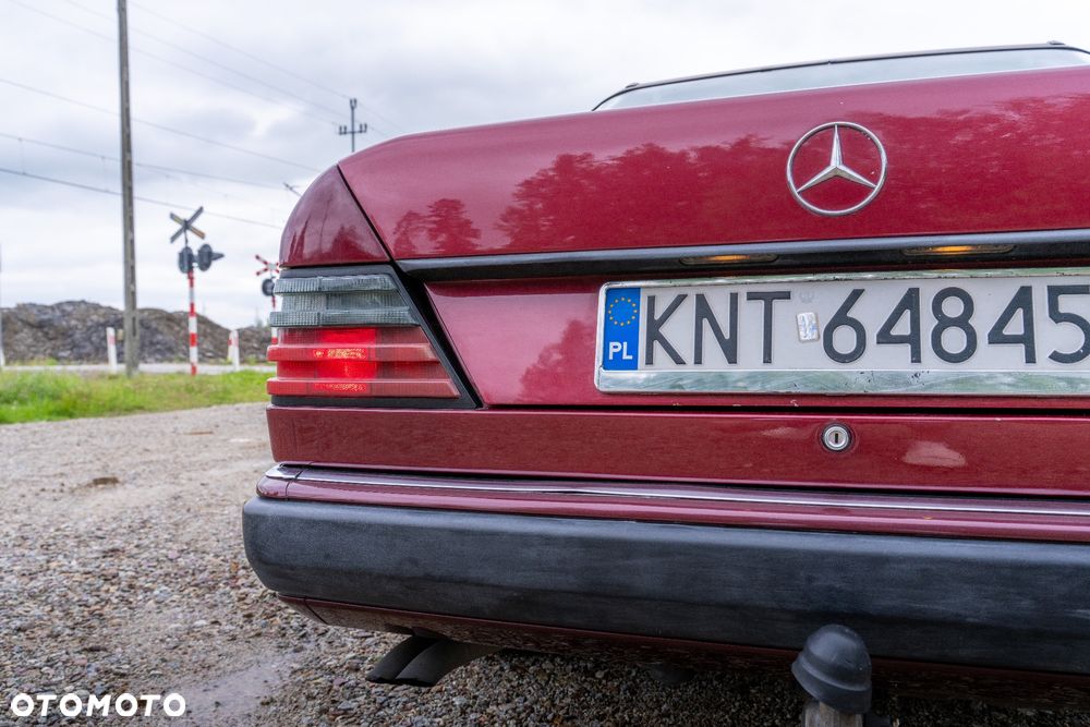Mercedes-Benz W124 (1984-1993) - 13