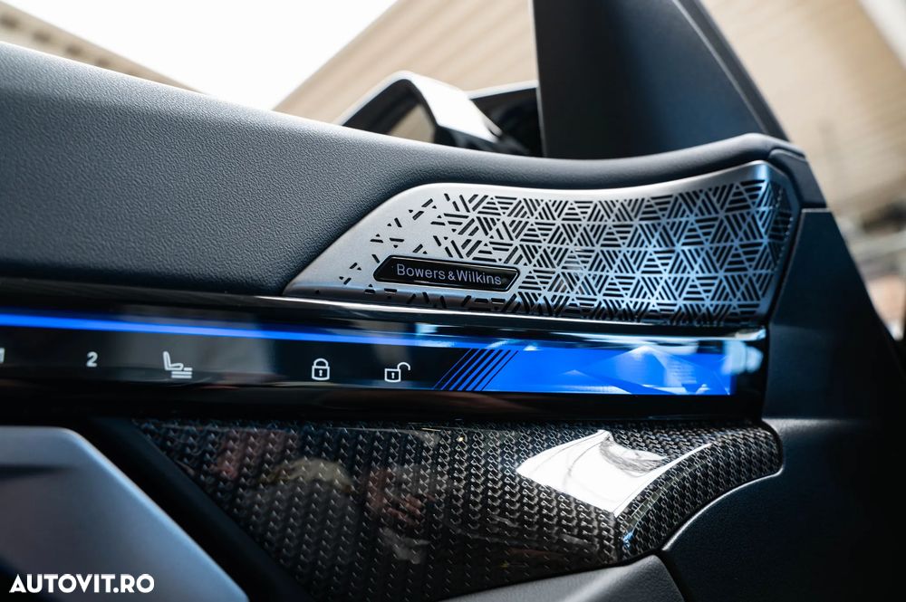 BMW M5 xDrive - 28