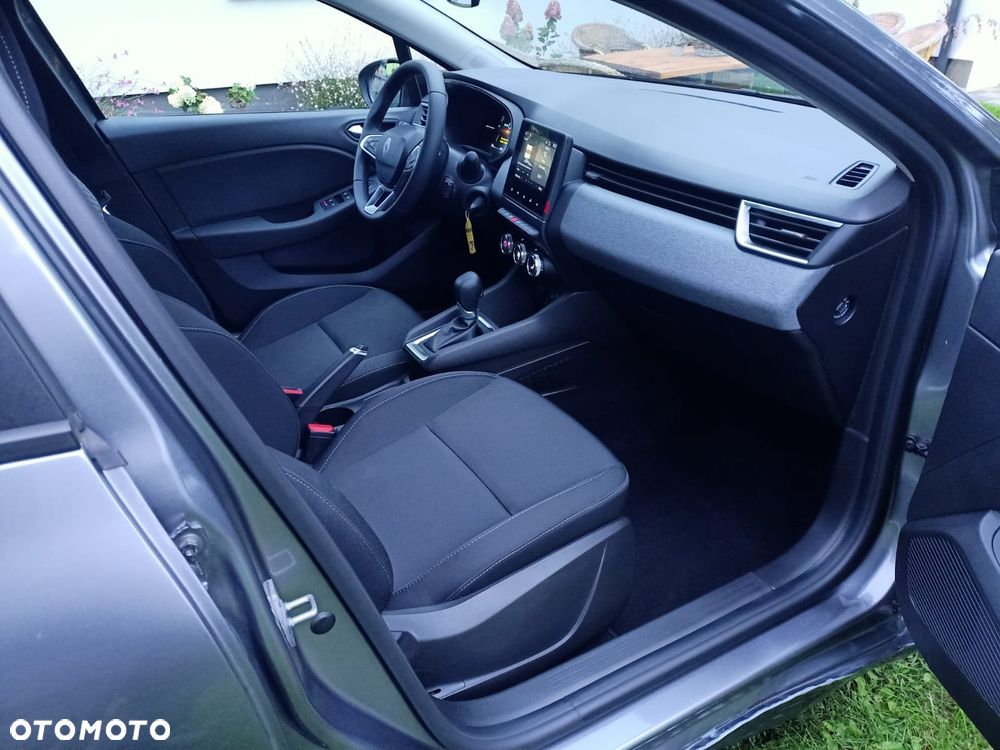 Renault Clio - 19