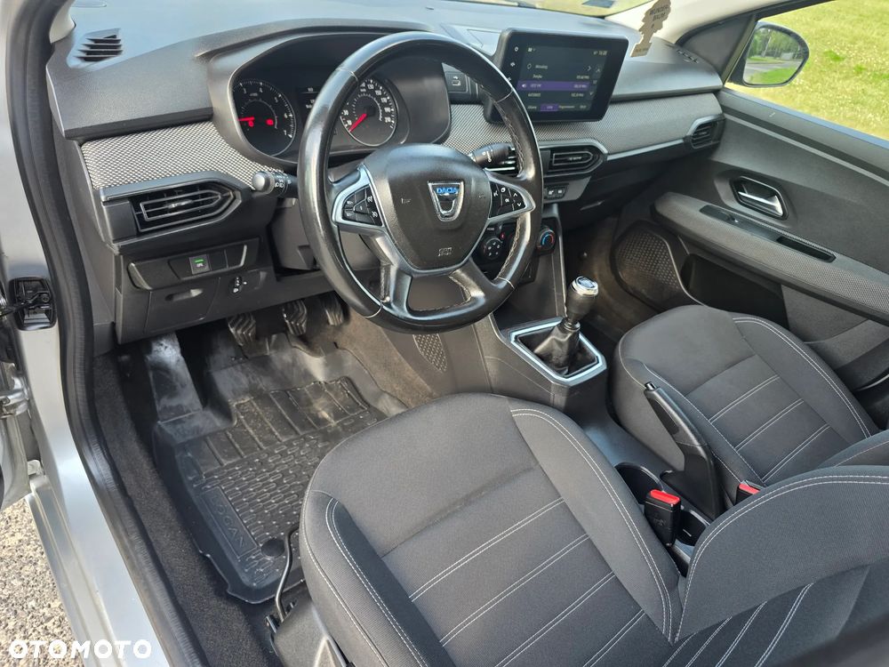 Dacia Logan ver-0-9-tce-laureate-s-s - 20