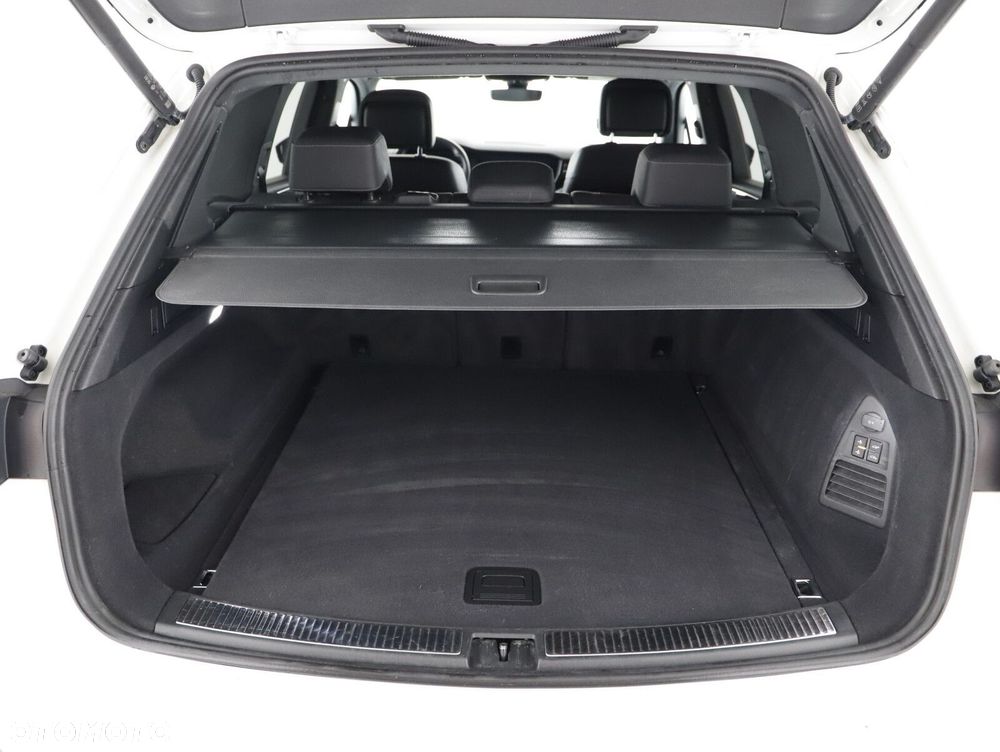 Volkswagen Touareg 3.0 V6 TDI SCR 4Mot R-Line - 25