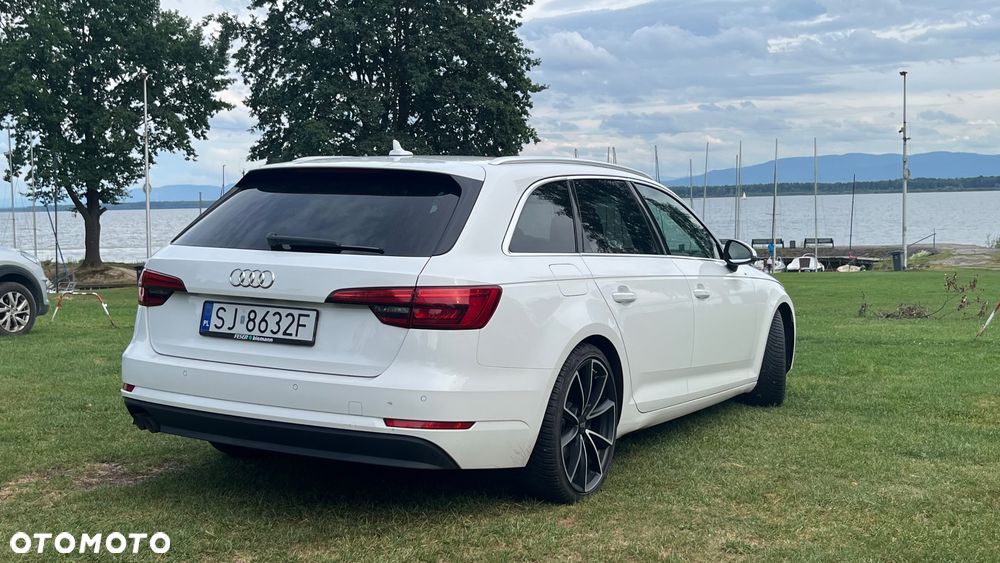 Audi A4 Avant 2.0 TDI Design S tronic - 31