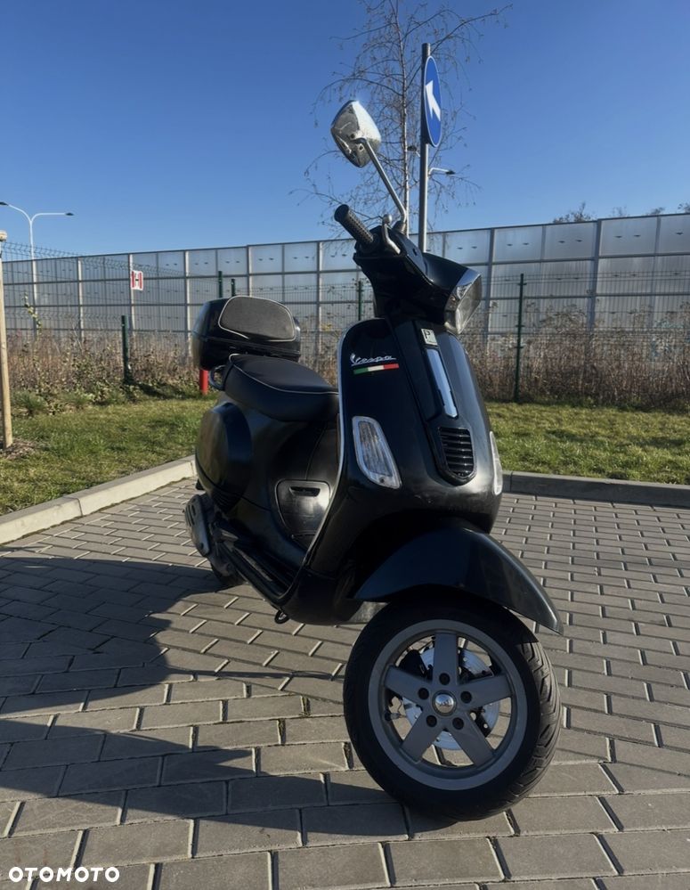 Piaggio Vespa - 3
