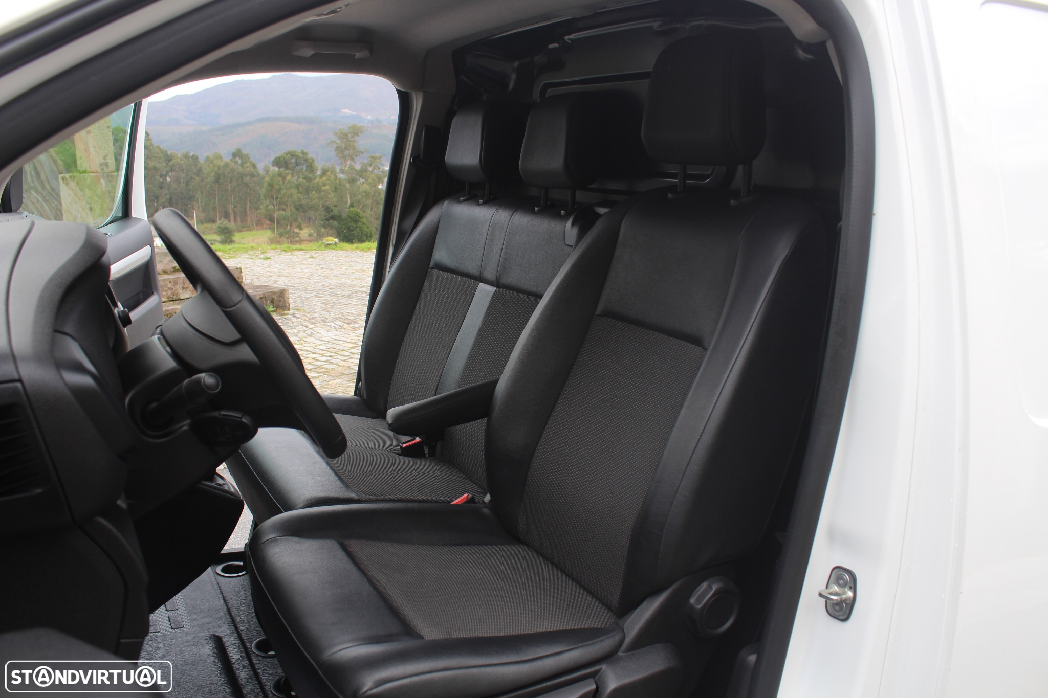 Opel Vivaro L2H1 - 26