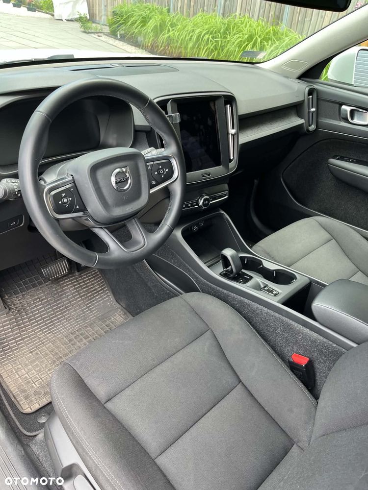 Volvo XC 40 - 3