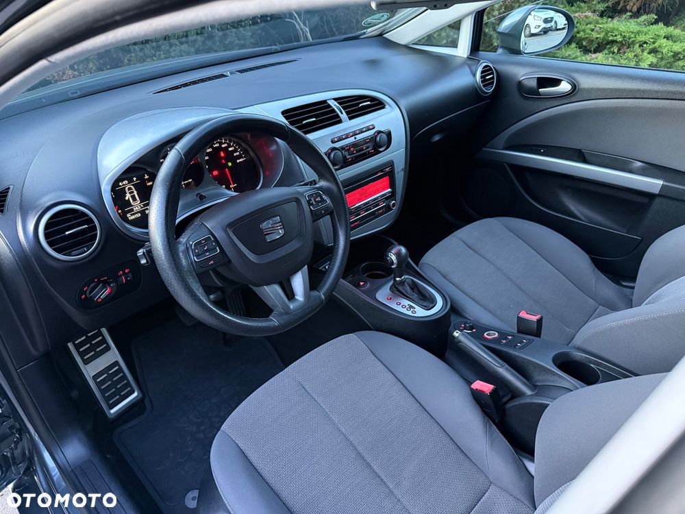 Seat Leon 1.6 TDI DPF DSG Style - 20