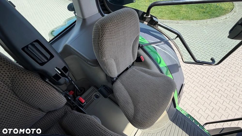 John Deere 8320R - 28