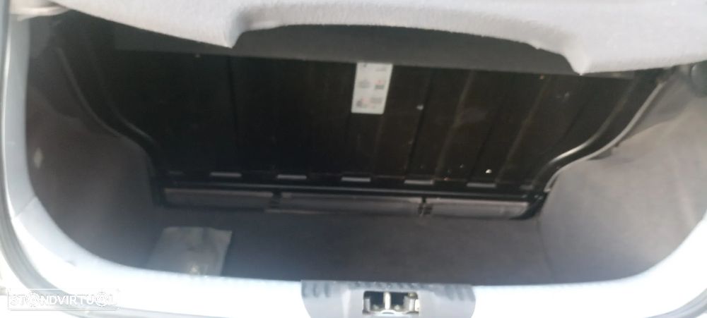 VW Fox 1.2 T.Liso - 7