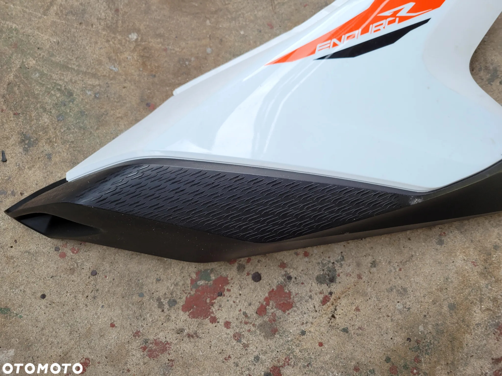 Owiewka, osłona, bok, boczek KTM 690 SMC SMCR SMC-R - 11