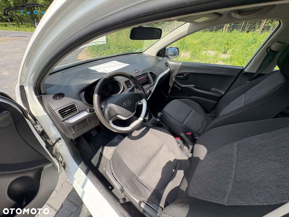 Kia Picanto 1.0 ISG Fifa World Cup Edition - 16