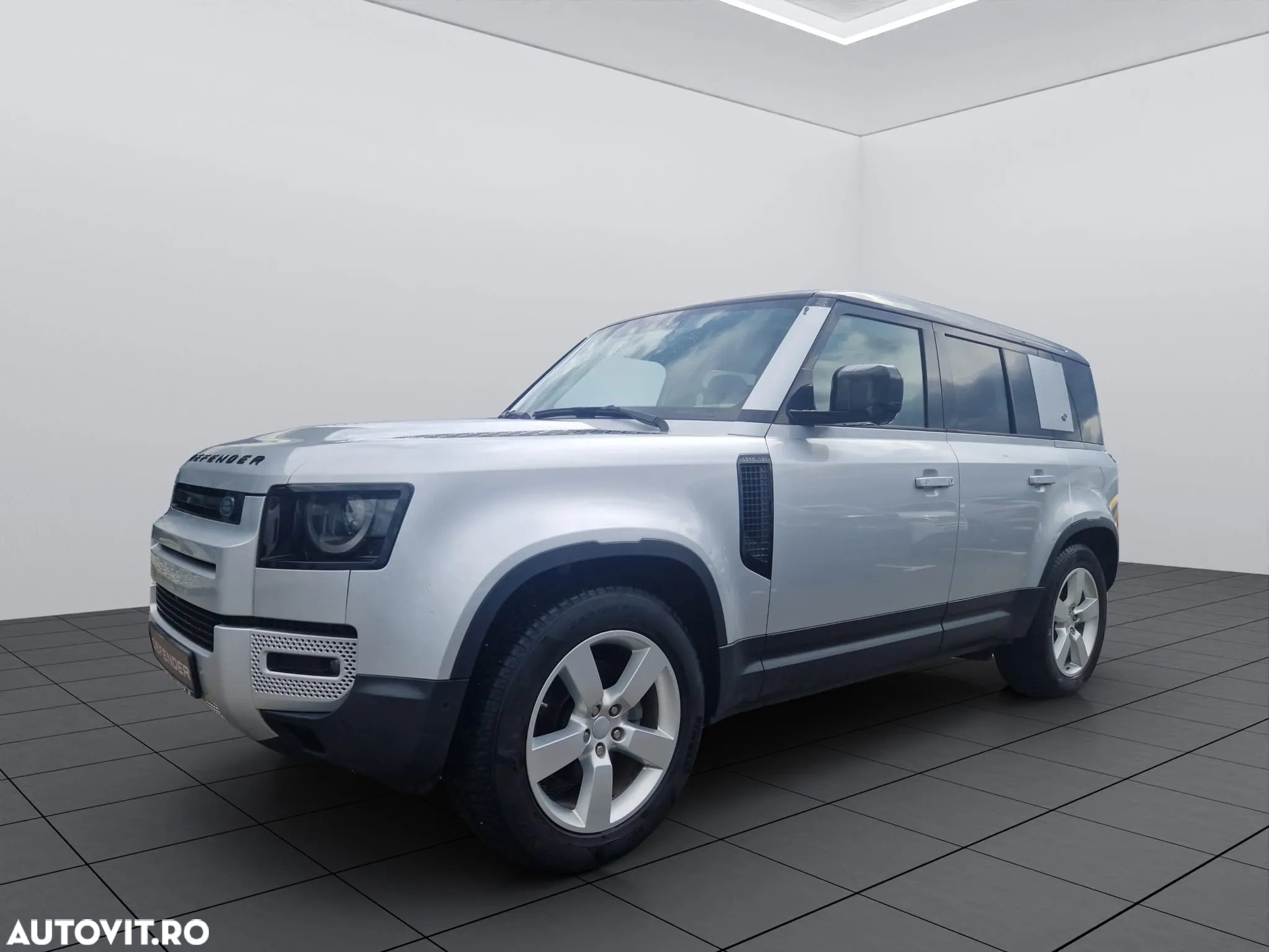 Land Rover Defender 110 2.0L D240 First Edition - 4