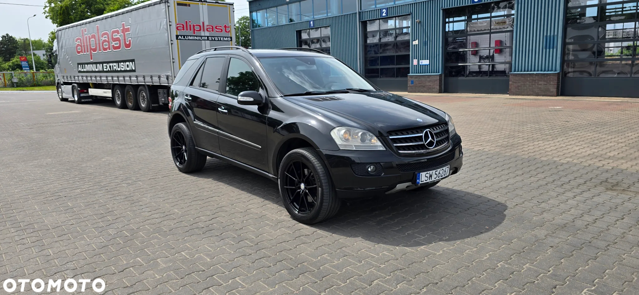 Mercedes-Benz ML - 17