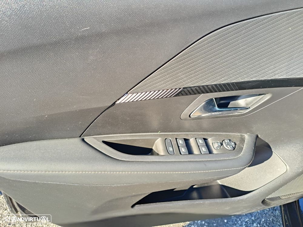 Peugeot e-208 Active Pack - 9