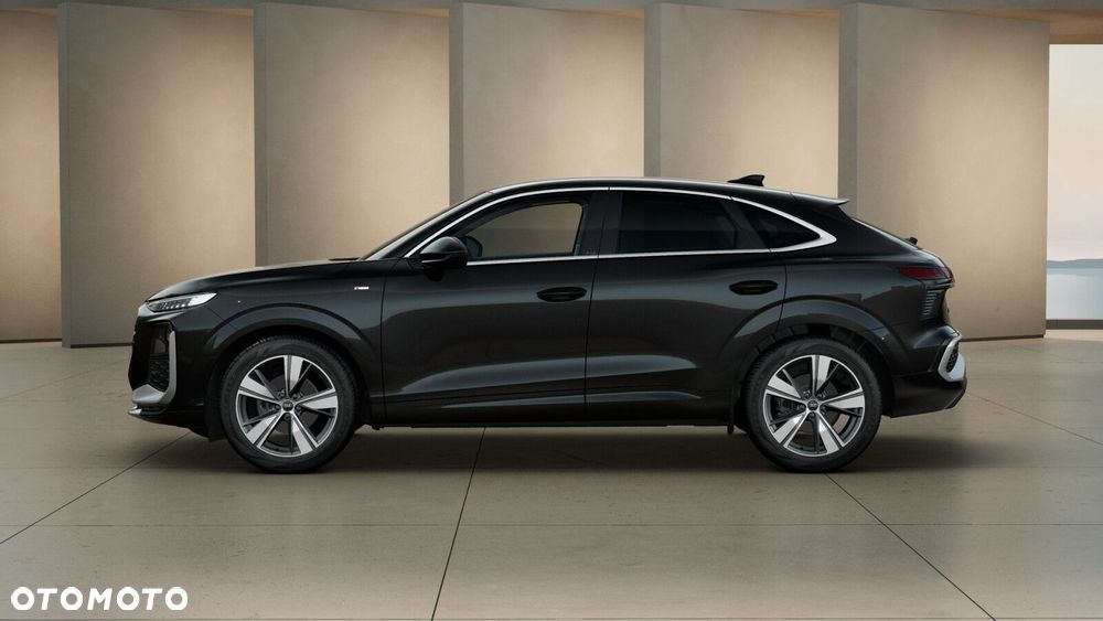 Audi Q3 Sportback - 4