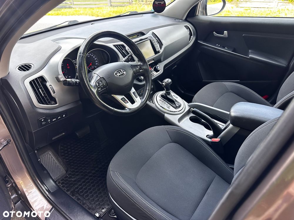 Kia Sportage 2.0 CRDI 4WD Automatik Fifa World Cup Edition - 26