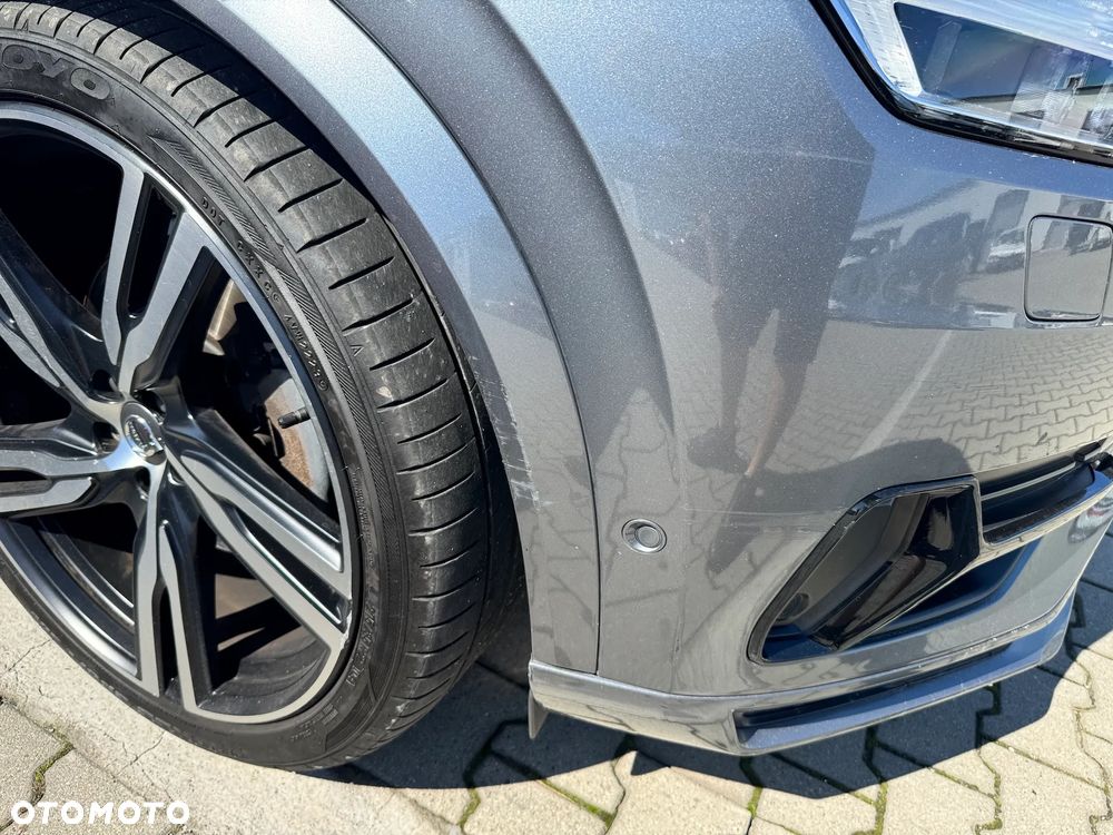 Volvo XC 90 D5 AWD R-Design 7os - 28