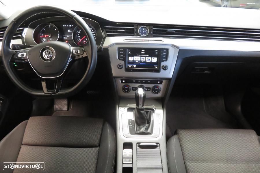 VW Passat Variant 2.0 TDI R-Line DSG - 7