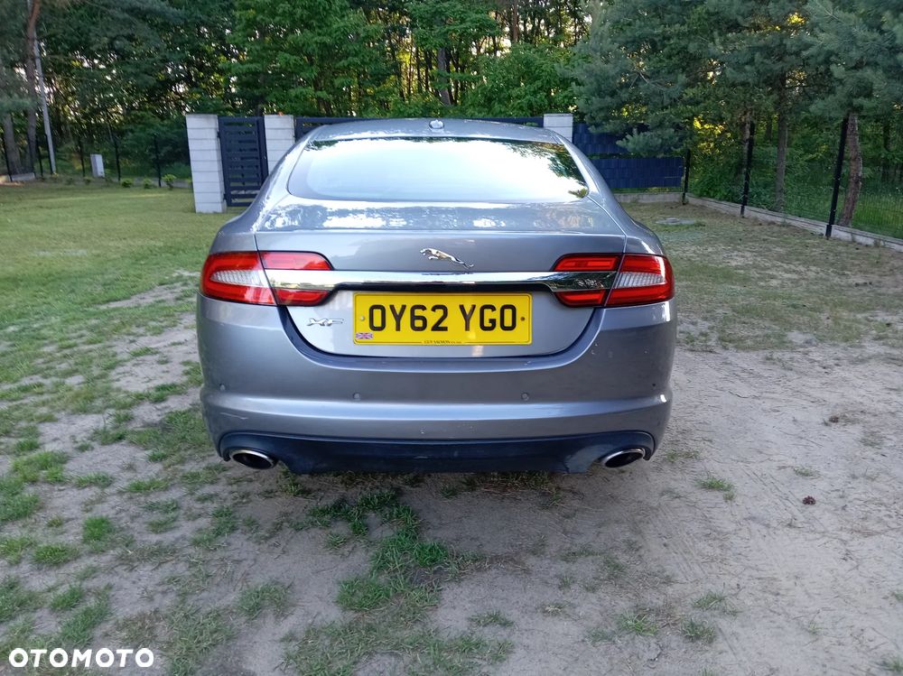 Jaguar XF 3.0 V6 D Premium Luxury - 7